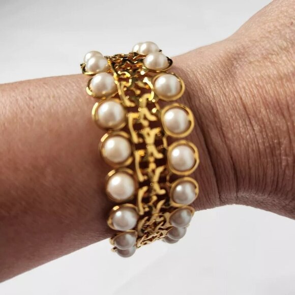 Avon Vintage Faux Pearl Bracelet Layered - Picture 2 of 4